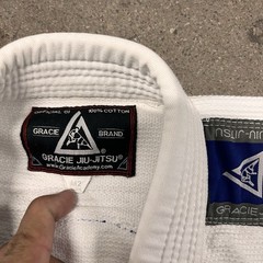 Gracie Barra Equipe Jiu Jitsu Gi Storm White Size M2 Kimono MMA TOP ONLY