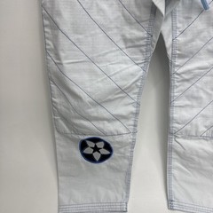 KNOXX Premium Jiu Jitsu Gi „LT Blue & White” Size A1 Great Condition