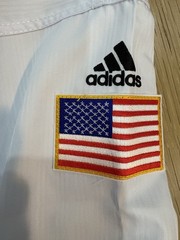 Adidas „Start” 3 Stripes Taekwondo Uniform Black V-Neck – Size 130