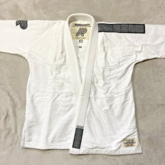 Albino and Preto A&P Adult Batch 8 Martial Arts Jiu-Jitsu Gi Top White Size A0H