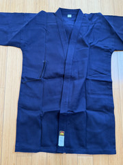 Sehyun Kendo men’s Uniform – kendo gi (no.6 size L) & hakama (size 29, 110cm)