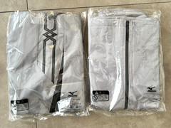 Mizuno Windbreaker Sports Wear Gray Breath Thermo Warmer Jacket and Pants Set
