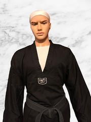 Century Martial Arts Uniform. Medium Weight. Black. Size 5. Belt Not Included