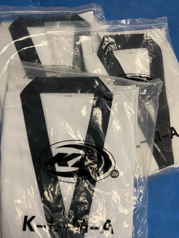 taekwondo uniform adult