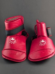 Tae Kwon Do Sparring Set Pine Tree Gear & Yoon’s Academy Bear Brand Uniform Sz 5