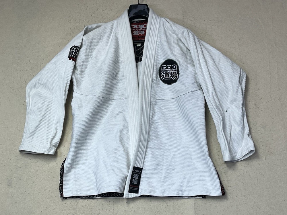 Dojo Outfitters Jiu Jitsu White Size S-M No Size tag See Measurements Top Only
