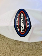 New! Tiger Claw ELITE TKD Uniform – In original packaging (Size 4)