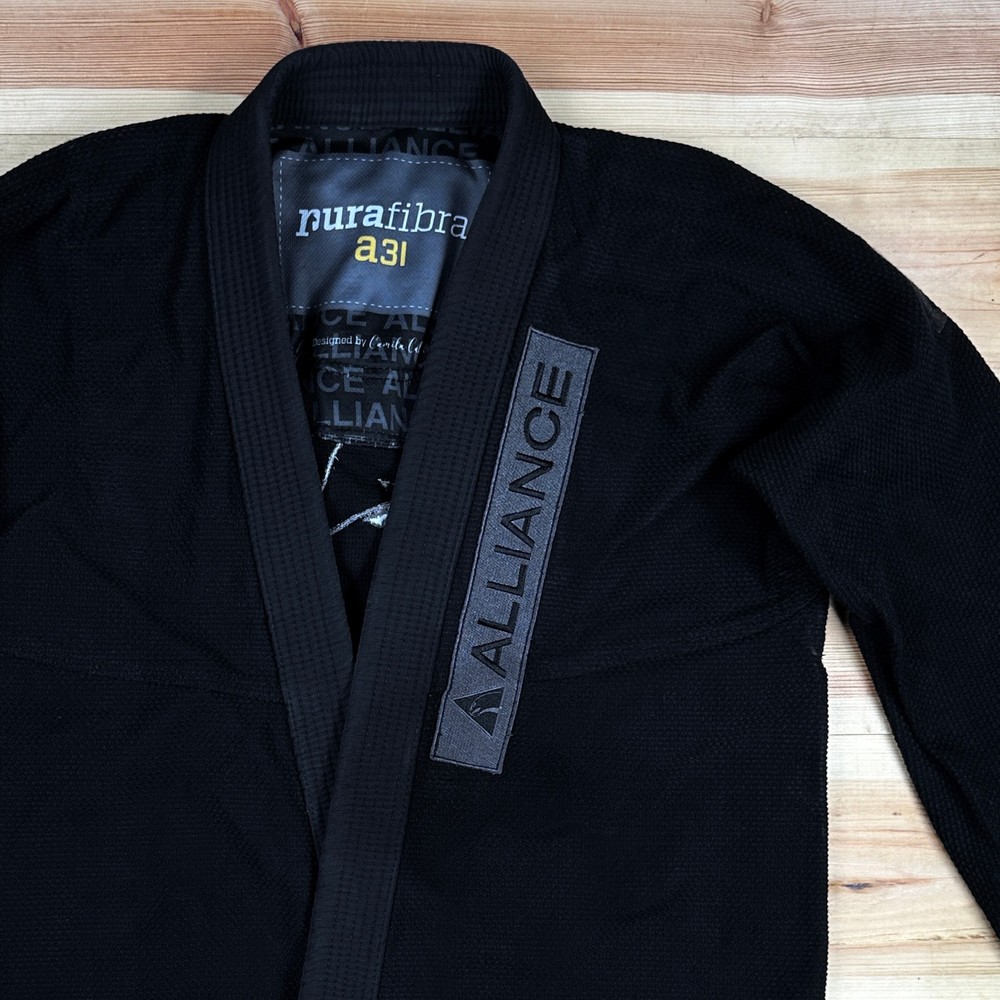 Alliance Jiu Jitsu Gi Top Mens A1L Black Pura Fibra Brazilian BJJ Kimono Medium