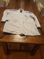 Sanabul Jiu Jitsu Gi And Pants (No Belt) Men’s Size 4A Blue And White 100%…