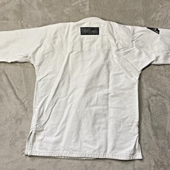Albino and Preto A&P Adult Batch 8 Martial Arts Jiu-Jitsu Gi Top White Size A0H