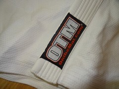 On The Mat Ju-Jitsu SLC 420 Shirt With Belt Size A3