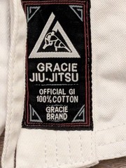 Gracie Jiu-Jitsu Official GI 1/ 140 Top White Belted MMA W/Bonus Belts
