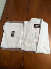 Gracie Men’s GI 3/160 White Cotton Blend MMA Jiu Jitsu