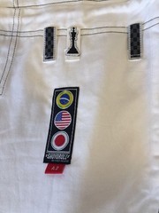 BJJ Gi Shoyoroll Batch #37 Human Chess White JIU JITSU Kimono With Bag