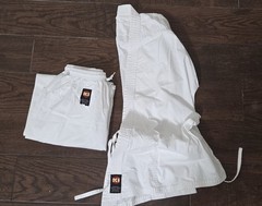 KI International Light Weight 2pc Gi Uniform Adult Size 4