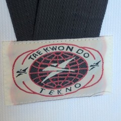 New tekno Taekwondo Uniform Shirt Pants White Belt Size 0 140 cm