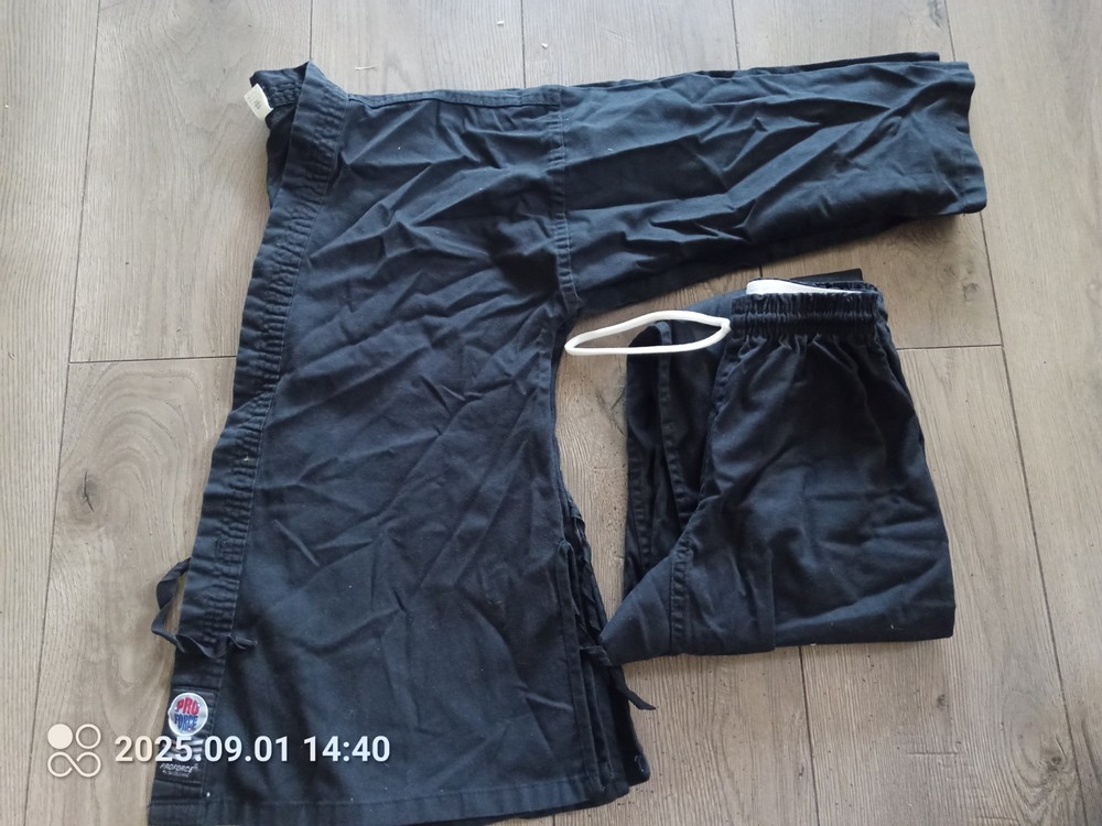 Size 1 Kids Pro Force Martial Arts Uniform