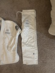 RVCA x Shoyoroll Bedwin & The Heartbreakers Jiu-Jitsu Gi White A0F