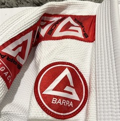 Gracie Barra White A2 Gi w/ Pants, kimono set. Competition. Atleta.