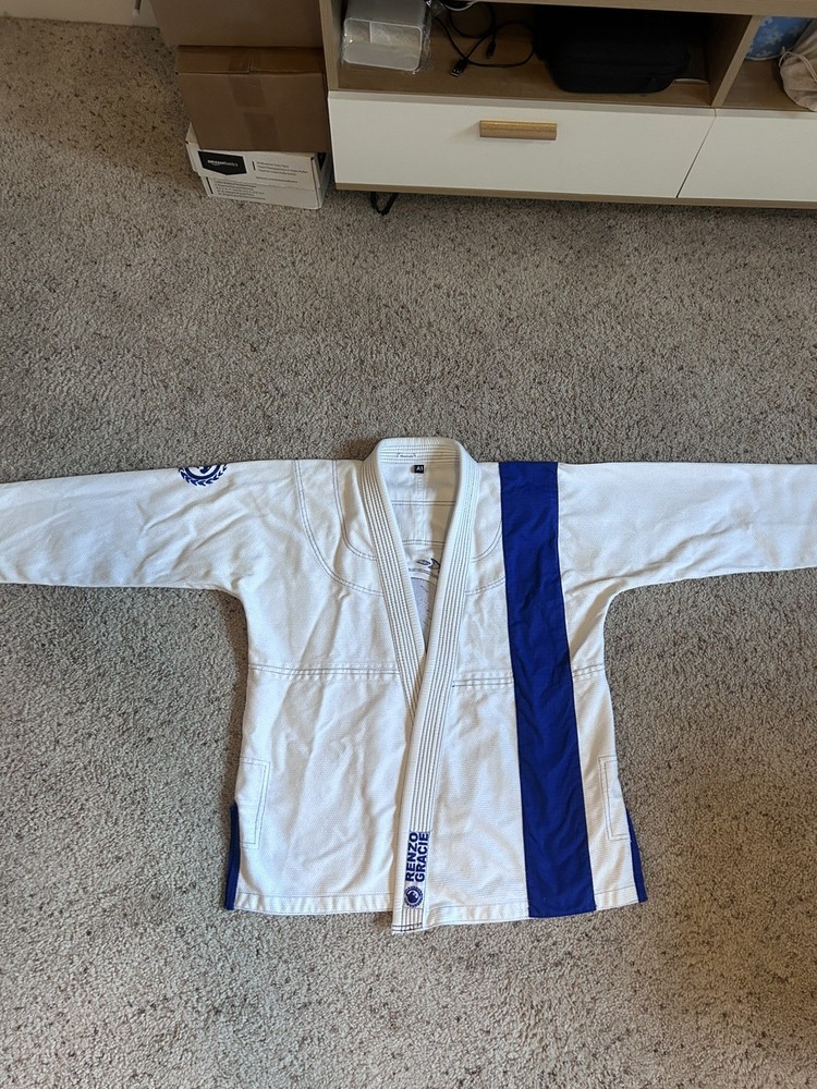 Renzo Gracie size A1 White and Blue Brazilian Jiu-Jitsu Gi with pants