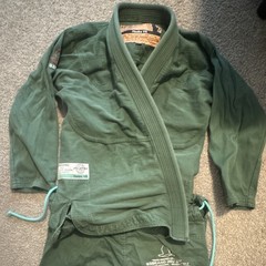 93Brand Hooks V6 BJJ Gi A2 Green Adult Unisex Jiu-Jitsu Uniform