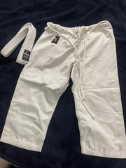 Kids Pants Size M0 and White Belt Size 000