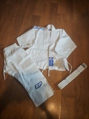 New Starpro Kids Karate Uniform 3 Piece Set Size 4T ( 110 )