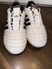2008 Adidas Ultra 3 Martial Arts Men’s Black & White Size 8, 831020 Excellent