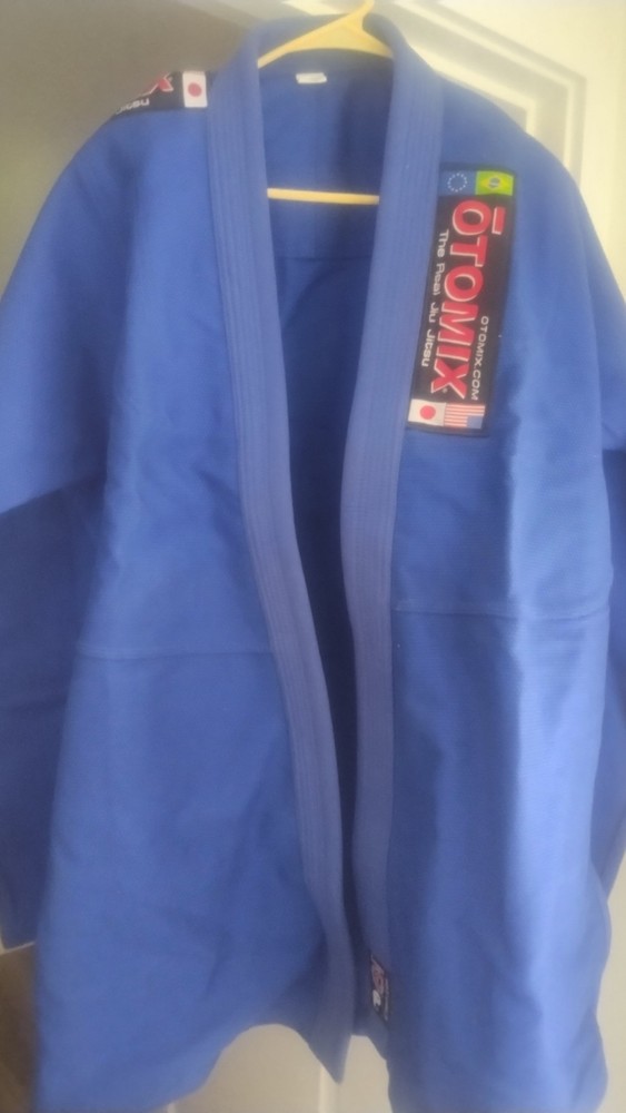 XXL Otomix Jiu Jitsu Gi. Blue