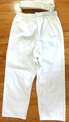 Authentic Kids BUSHIDO Karate White GI Martial Arts Uniform Whte Belt Size 0/140