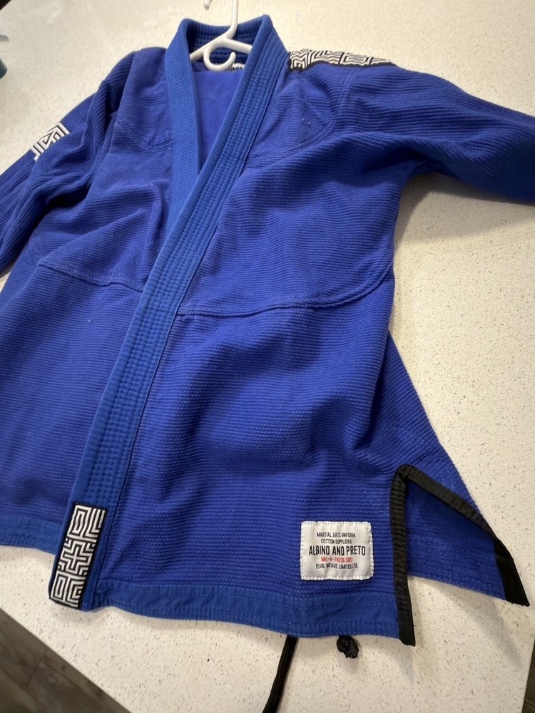 Albino Preto Blue Jiu-Jitsu Gi A3 BJJ Men’s Gi/Kimono Shoyoroll CTRL Brazil