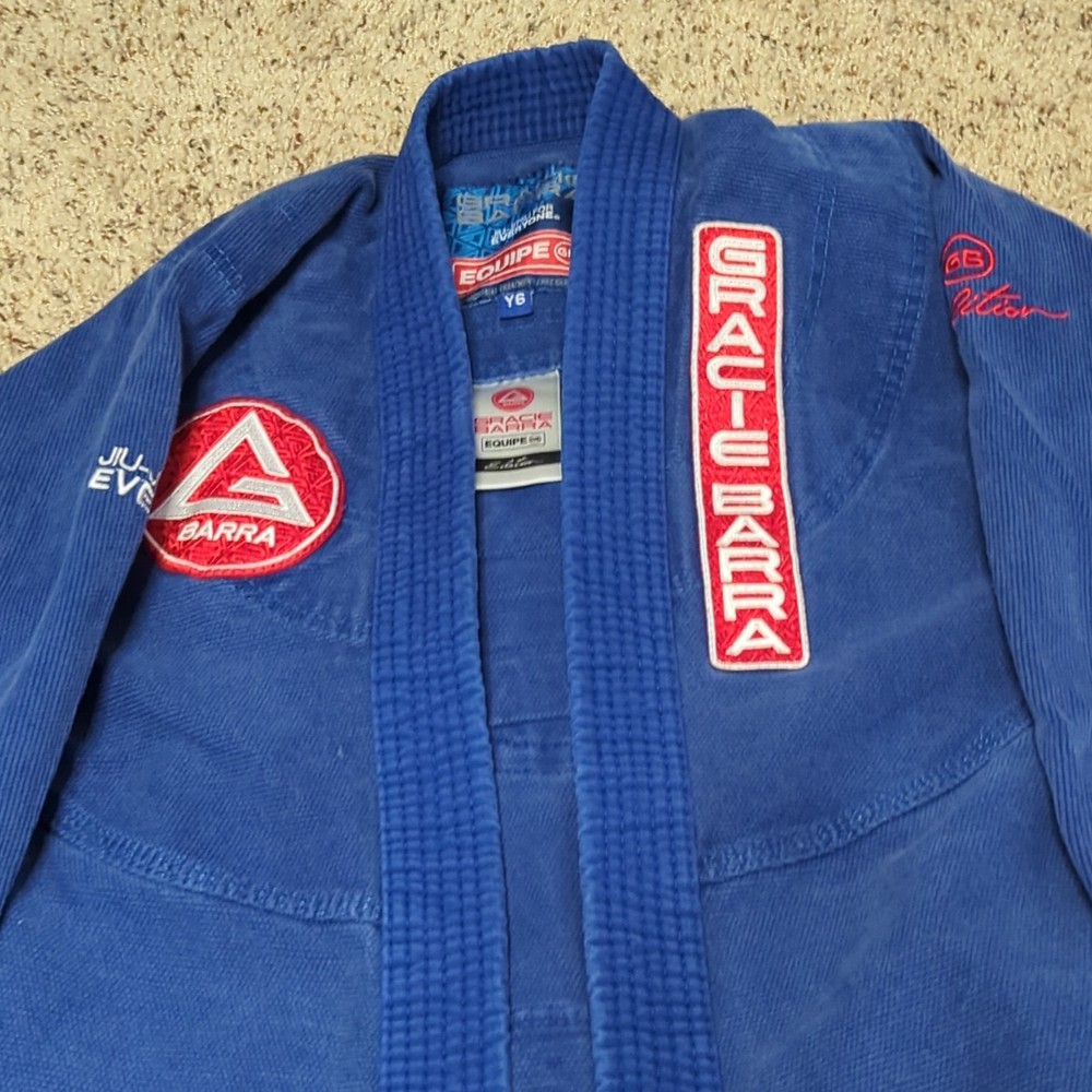 Gracie Barra Equipe GB Kids Jiu-Jitsu Gi Jacke Blue Y6 competition