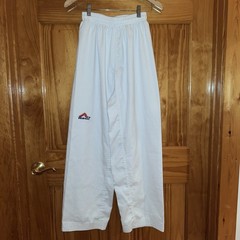 US Tae Kwon Do Center Dobok Size 4 White Top & Bottom