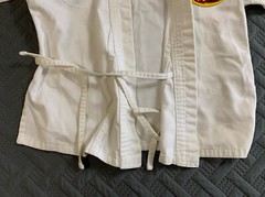 Macho Martial Arts White Taekwondo Uniform Top Tie Waist Size 00/130