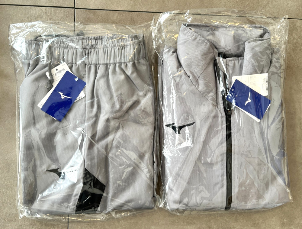 Mizuno Windbreaker Sports Wear Gray Breath Thermo Warmer Jacket and Pants Set