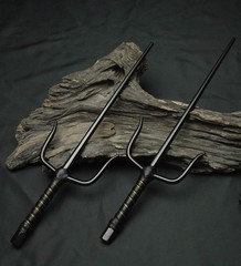 Octagon Metal Martial Arts Sai Multi Size（Black and Silver） Black