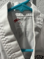 Karate Swift Outfit white size 000, 3 pieces Coat Pants Belt Costume