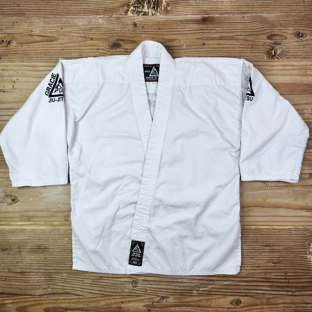 Jiu Jitsu Gracie University GI Kimono White Robe 1/140 Martial Arts MMA 2 Belts