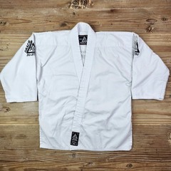Jiu Jitsu Gracie University GI Kimono White Robe 1/140 Martial Arts MMA 2 Belts