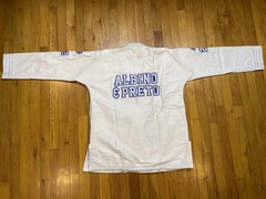 Albino & Preto Batch 102 White BJJ Gi 450 GSM Pearl Weave Jiu Jitsu Kimono