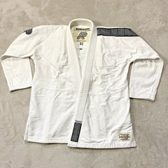 Albino and Preto A&P Adult Batch 8 Martial Arts Jiu-Jitsu Gi Top White Size A0H