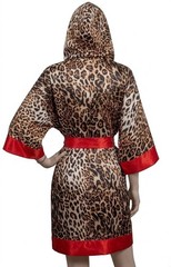 Everlast Women’s Leopard Hooded Boxing Robe – Ring Entrance Wear