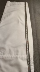 ITF TAEKWONDO UNIFORM SIZE 130 WHITE 2 BELTS- WHITE AND WHITE- YELLOW ZIP