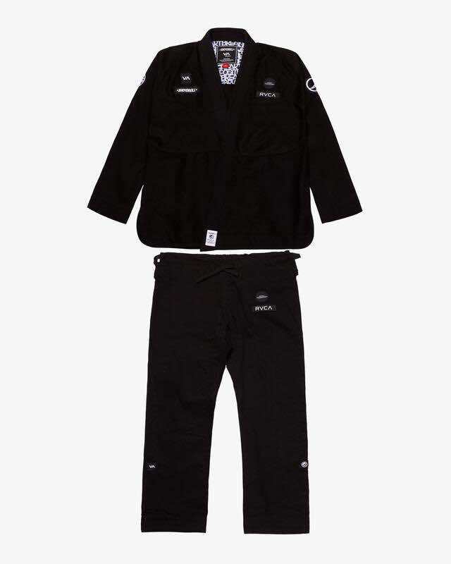 Shoyoroll Batch #115 RVCA x Heartbreakers Black color All Size Available
