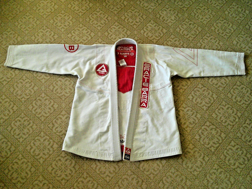Limited PEGADA LEGACY Gi Gracie Barra A2 Jacket Equipe White Kimono
