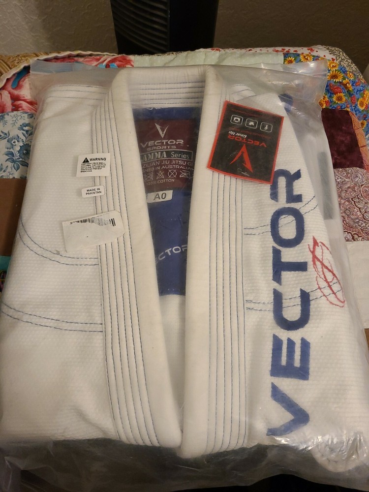 VECTOR SPORTS FLAMMA SERIES BRAZILIAN JIU JITSU ADULT A0 HEAVYWEIGHT NEW W/ TAG