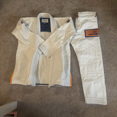 Albino & Preto BE@RBRICK Jiu-Jitsu Gi Set White Jacket & Pants A0F