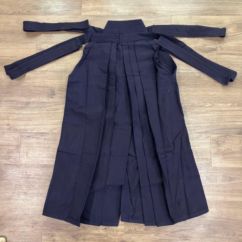 Japanese Kendo Hakama Pants Kimono Navy Blue Embroidered Size 2.3 Kids