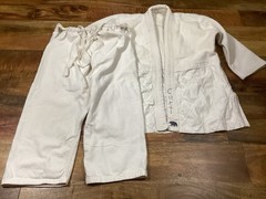 vintage Bear Brand..Martial Arts Uniform …unisex Youth Sz 1…Karate, Jujitsu.judo