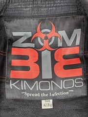 ZOMBIE KIMONOS JIU-JITSU UNIFORMS 550 SPREAD THE INFECTION 2 PIECE SZA2BIG